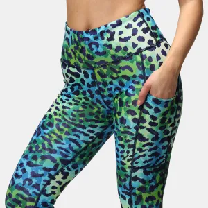 Earth Cat Capri