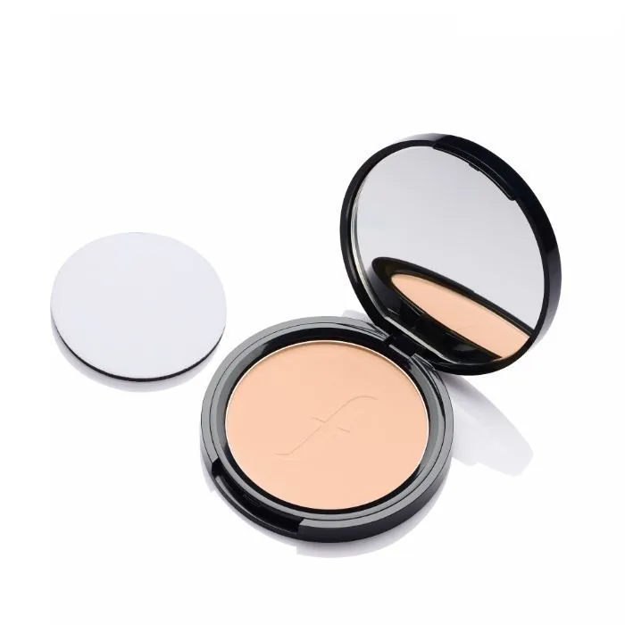 Faces Canada Weightless Matte Finish Compact - Ivory 01 (9 g)