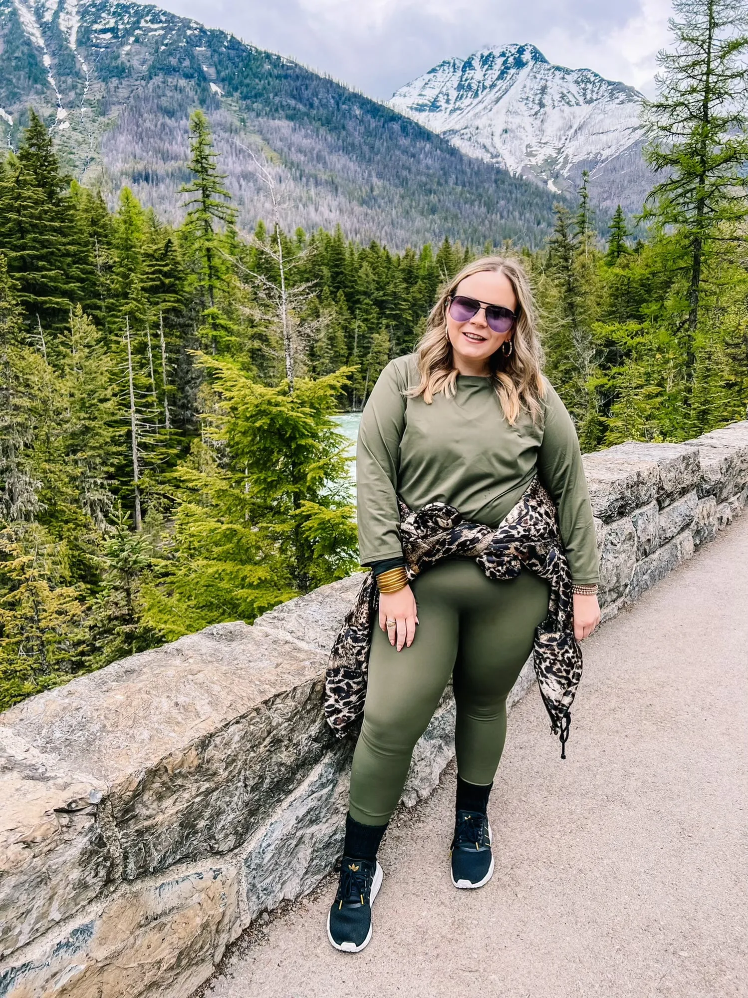 Finish Line Non Pocket Leggings in Olive Green