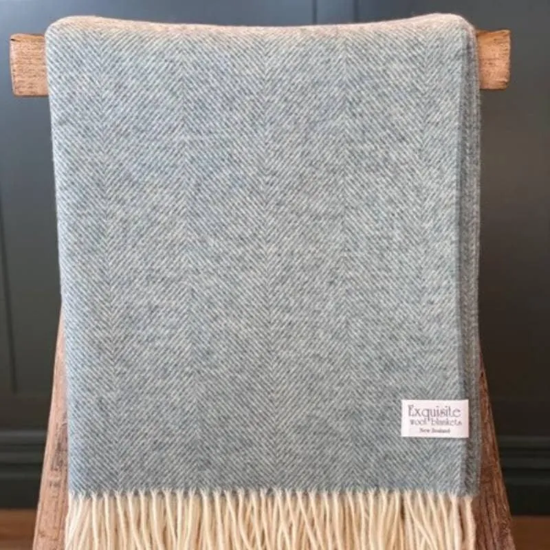 Herringbone Throw 185x140cm in duckegg