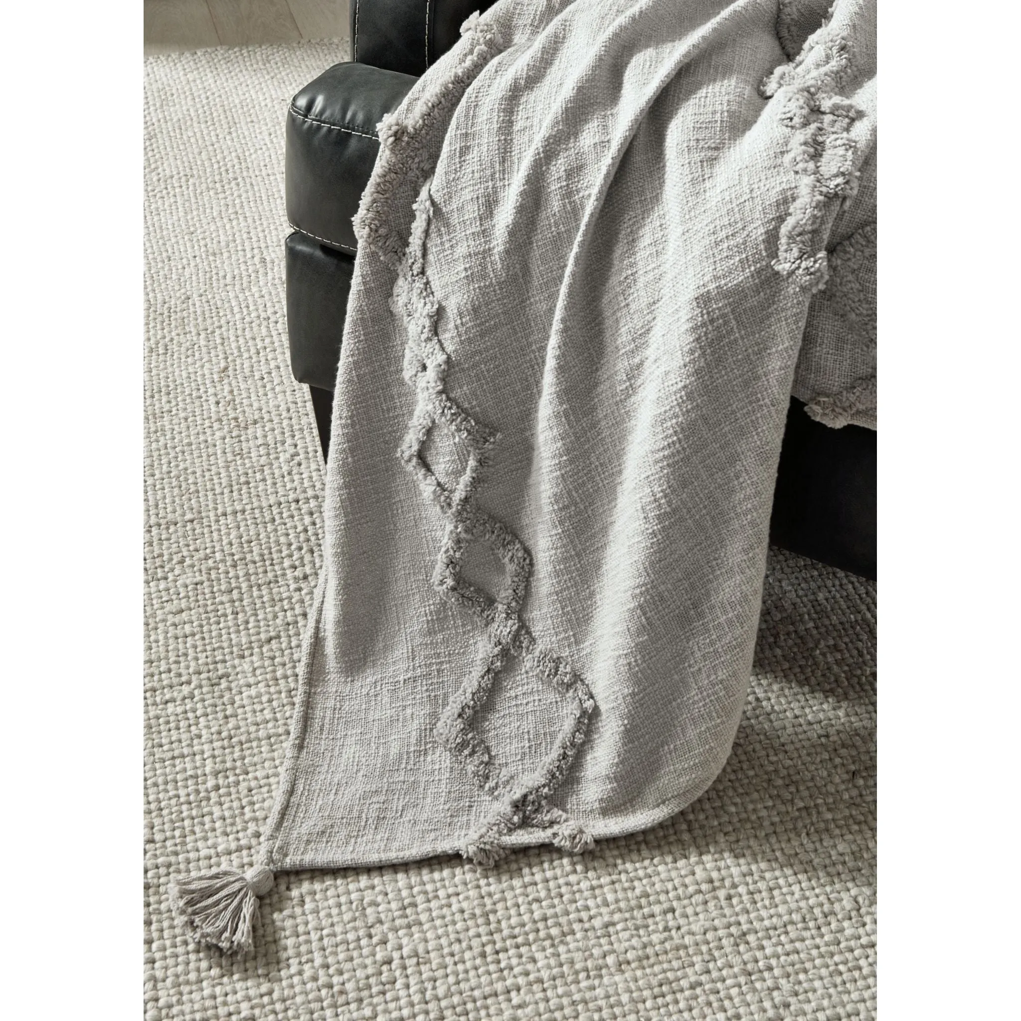 Kassidy Throw 50.00"