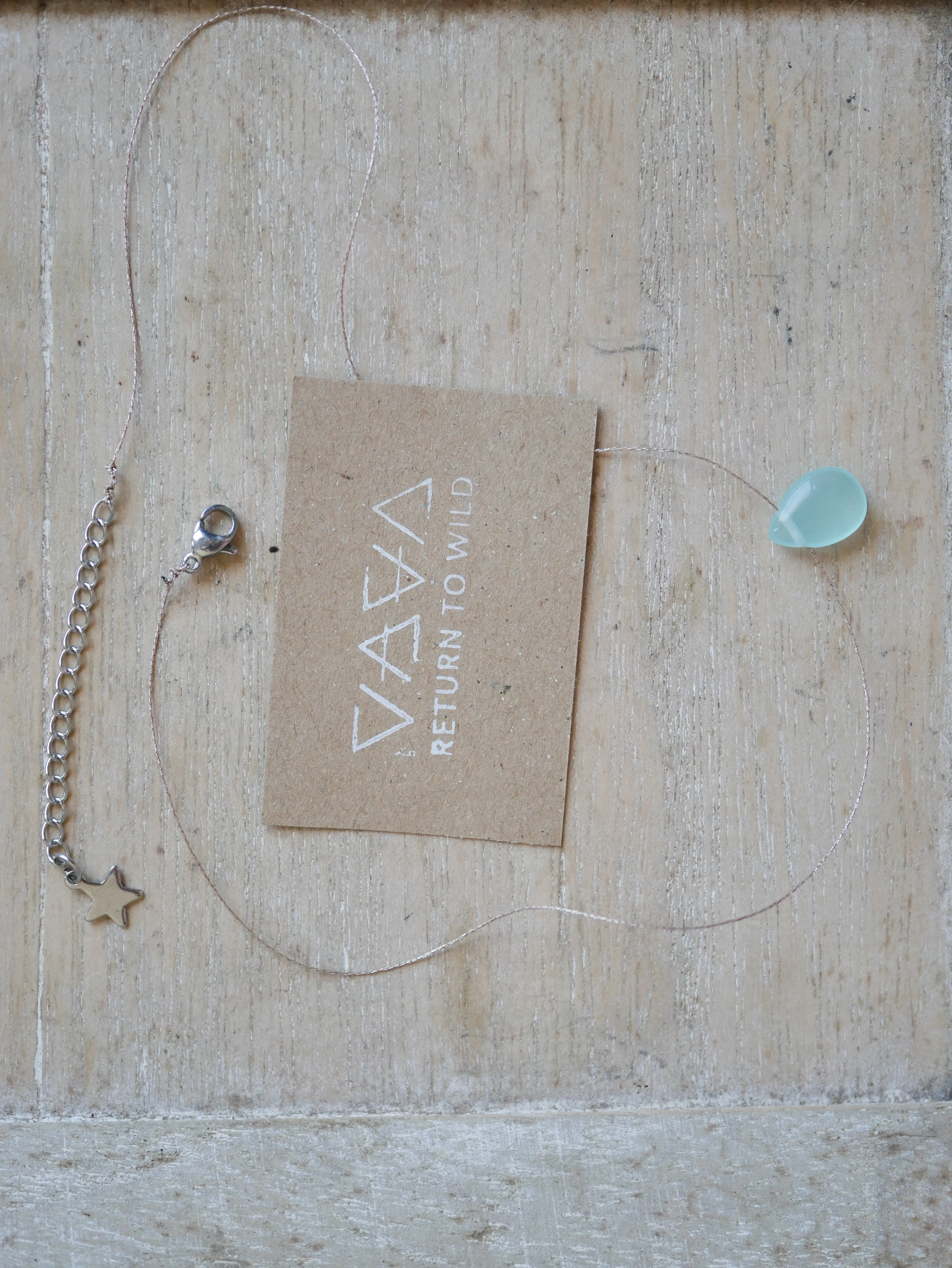 PURE CRYSTAL NECKLACE