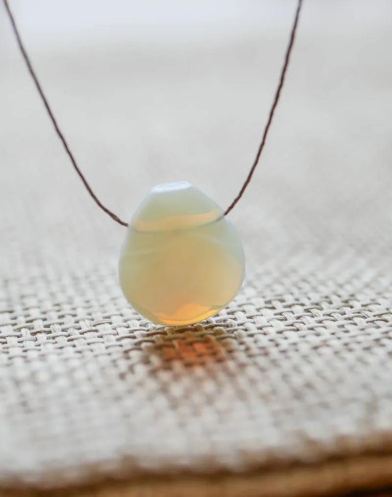PURE CRYSTAL NECKLACE