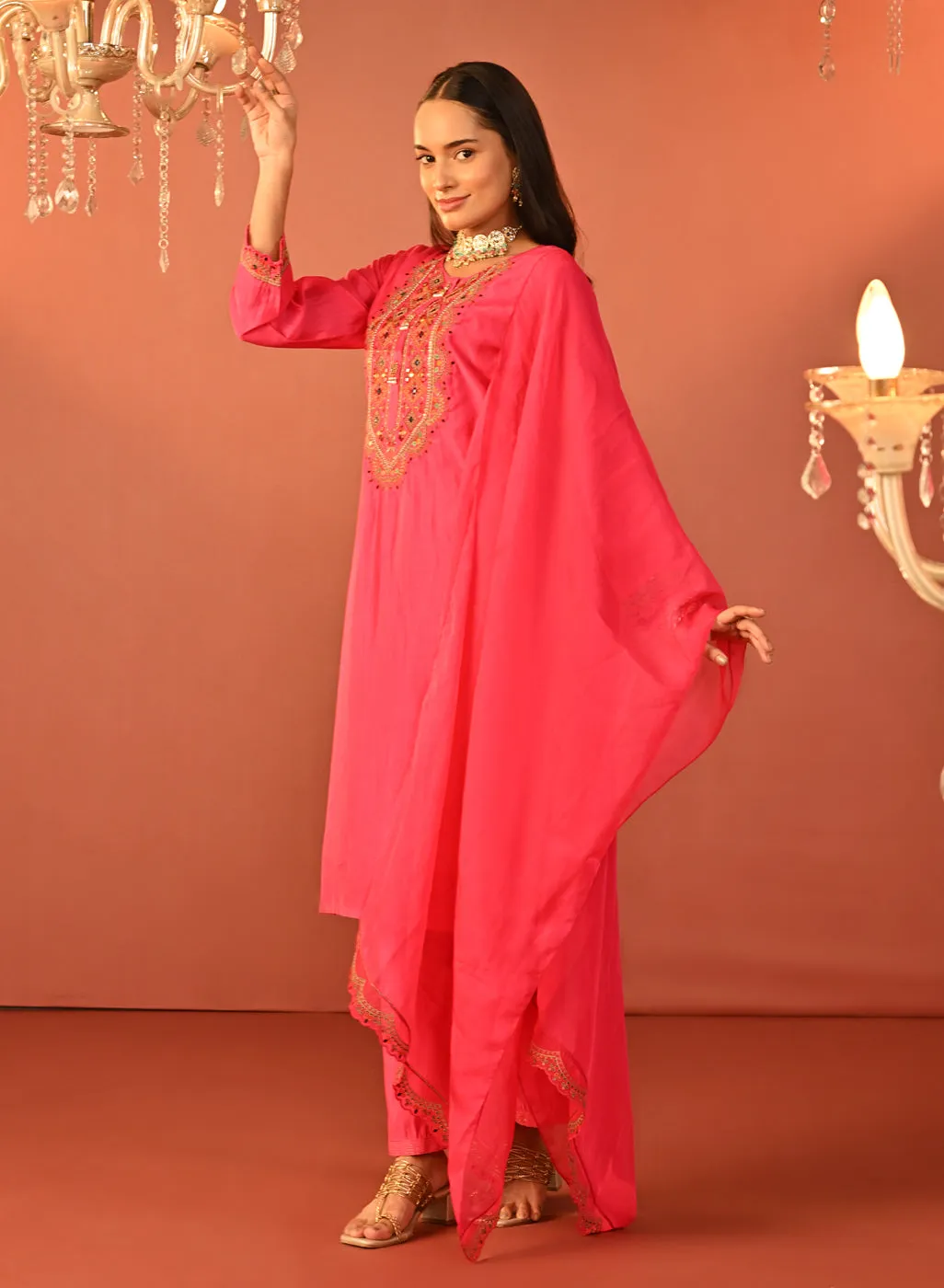 Shirin Fuchsia Pink Chanderi Embroidered Kurta Set for Women