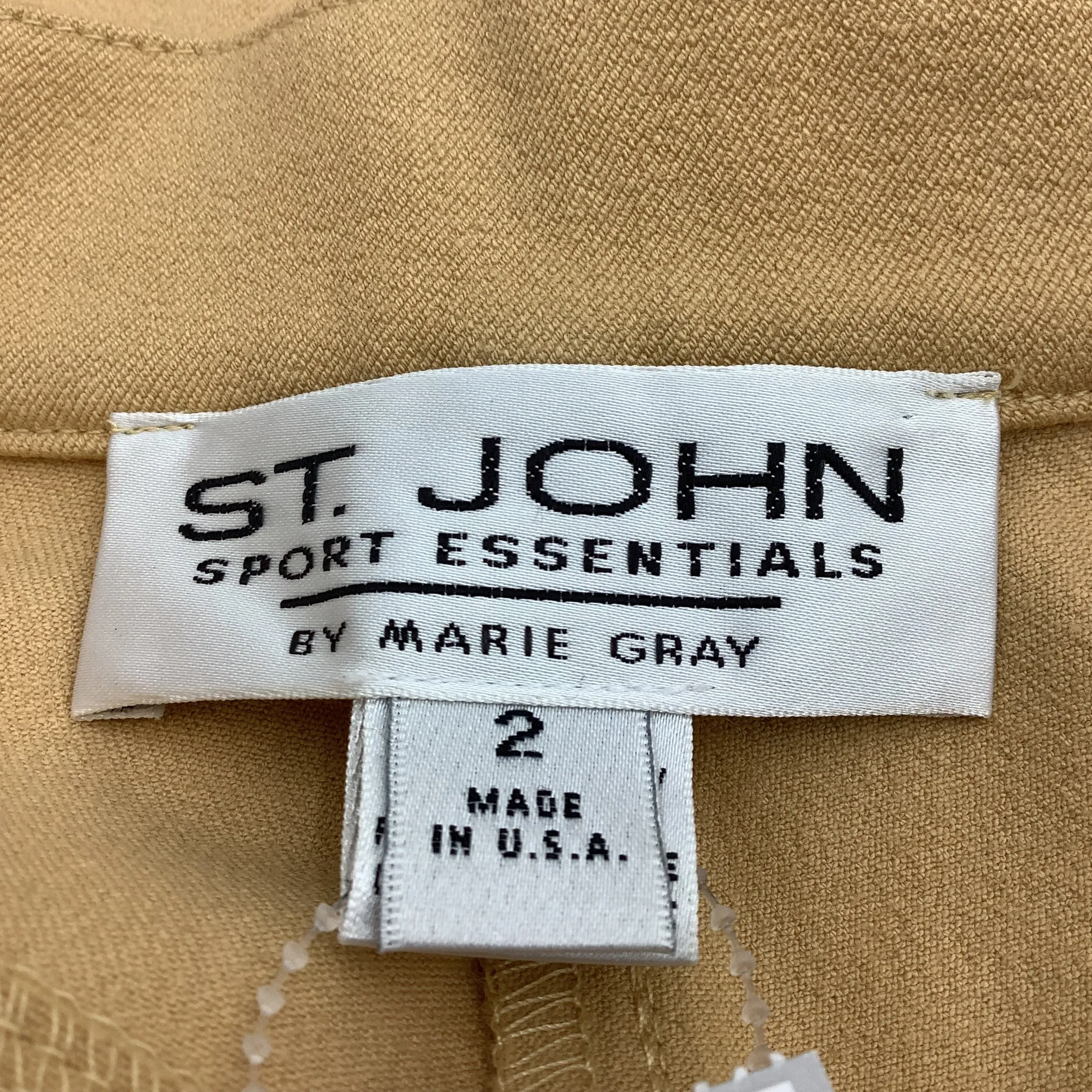 St. John Women's Pants Gold High Waisted Size: 2