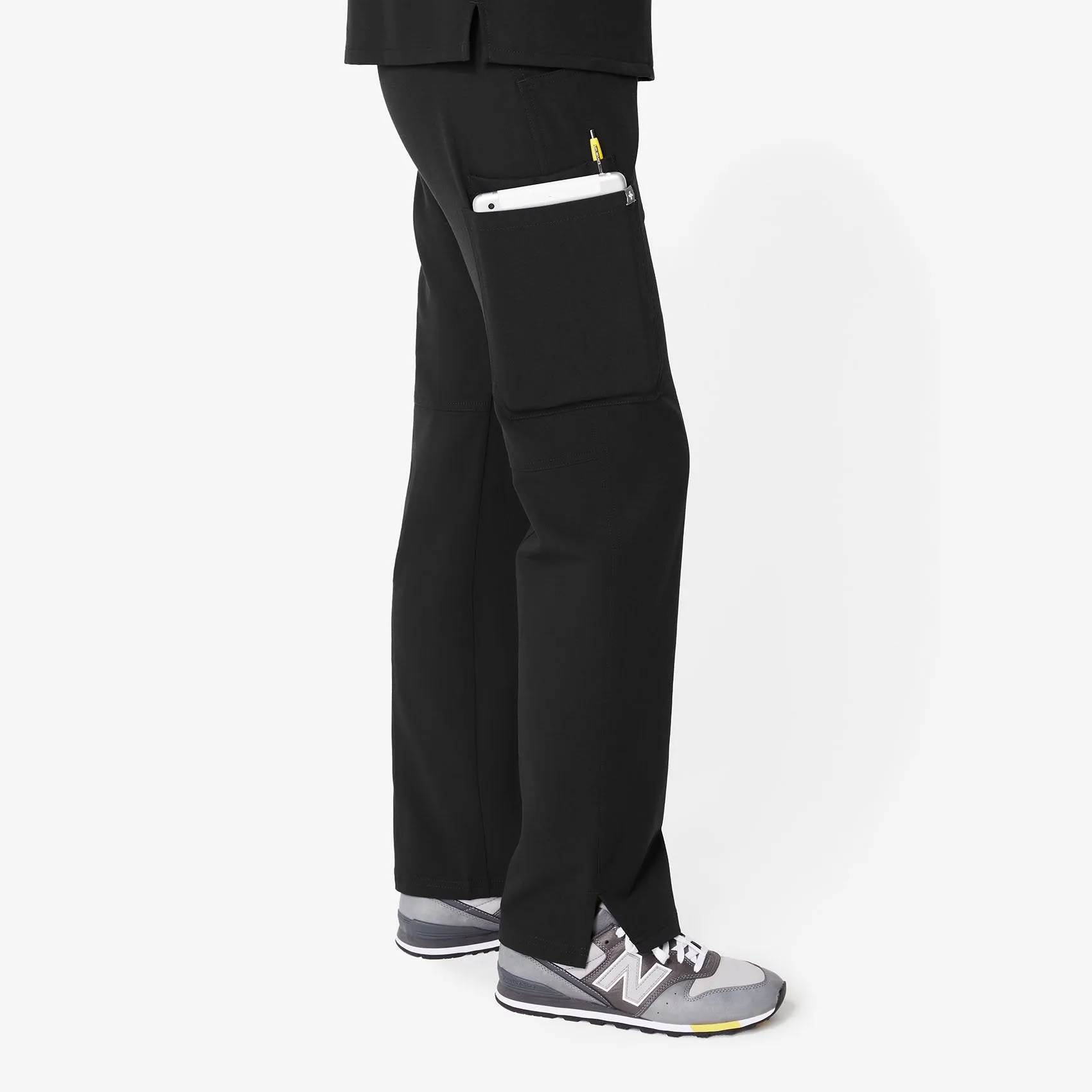 women's Black Kade - Cargo Scrub Pants